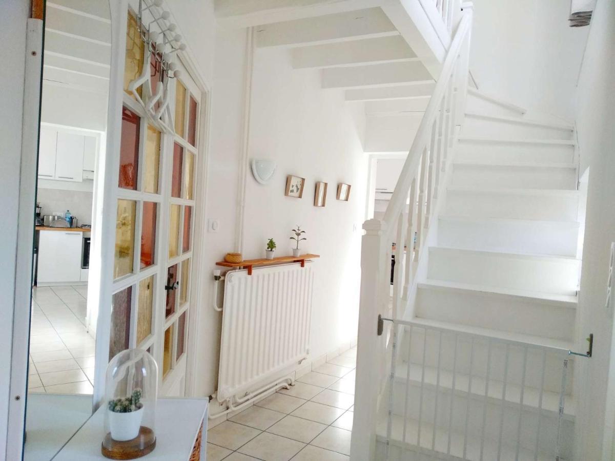 La Maison De Thuy - Gite En Auvergne Gimeaux Kültér fotó